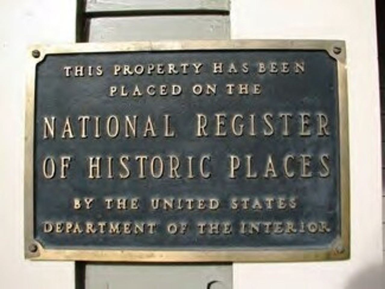 506 North Cascade Avenue - Photo 2 of 7