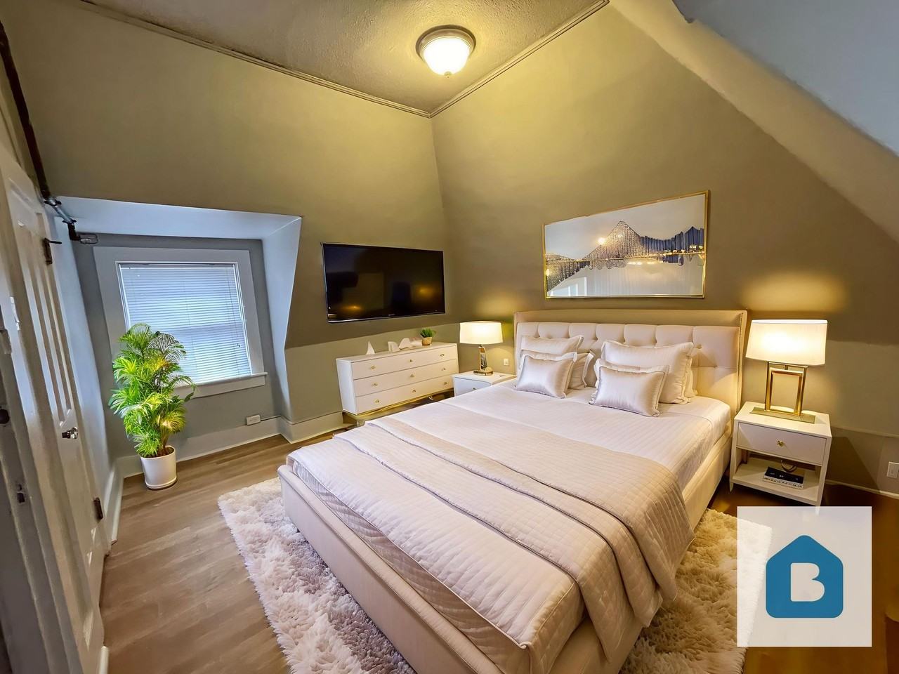 506 North Cascade Avenue - Photo 6 of 7