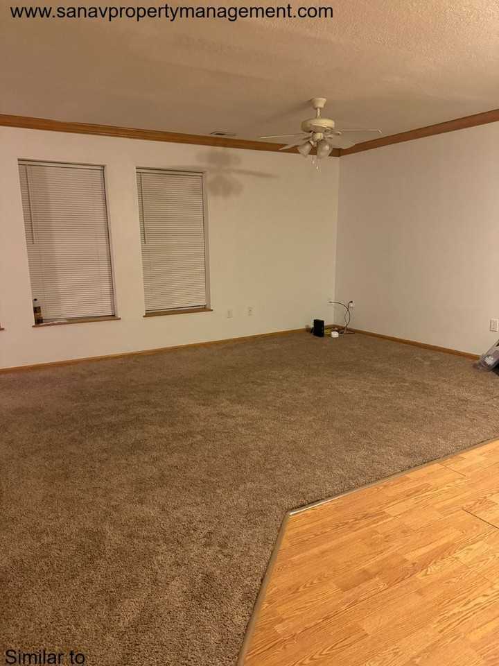 8302 Westown Pkwy #2107 - Photo 4 of 10