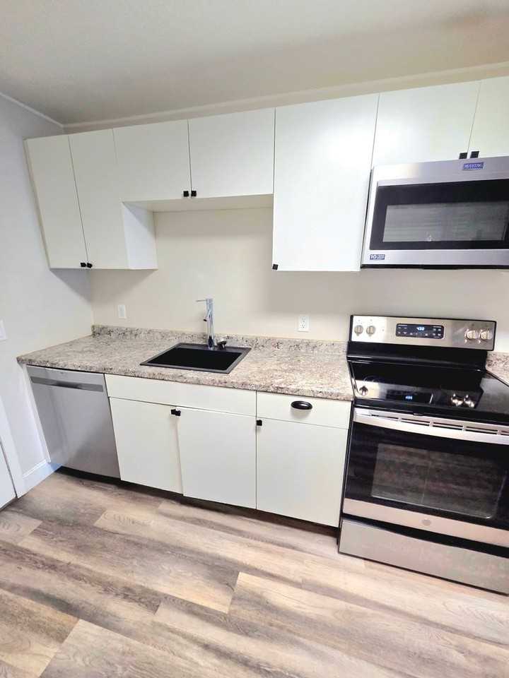 605 Northlake Blvd #92 - Photo 7 of 26