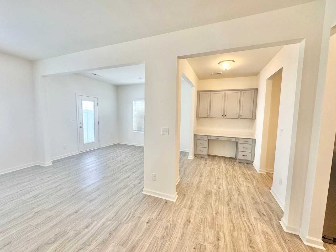 103 Luna Ln - Photo 7 of 14