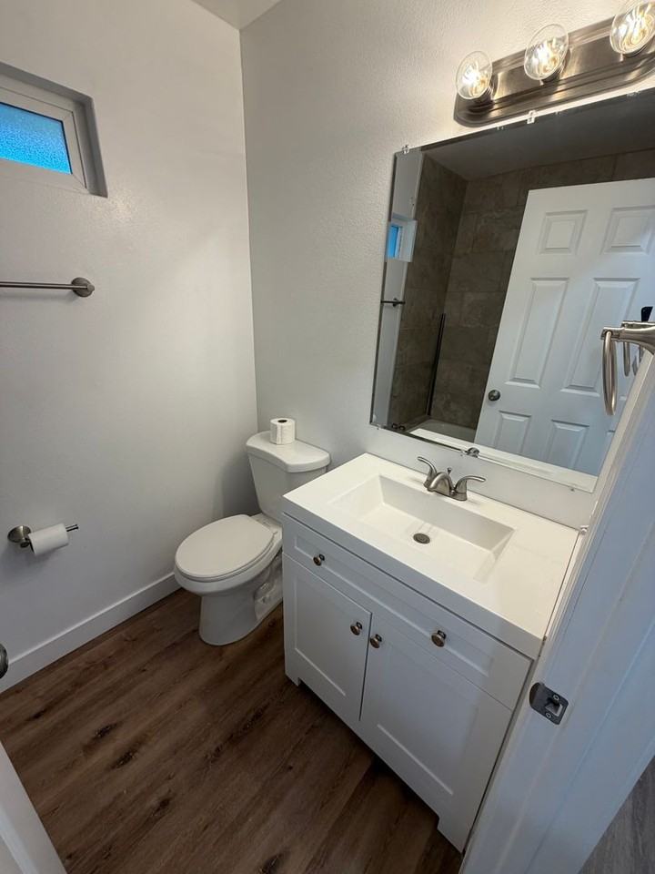 751 Plumas St - Photo 5 of 6