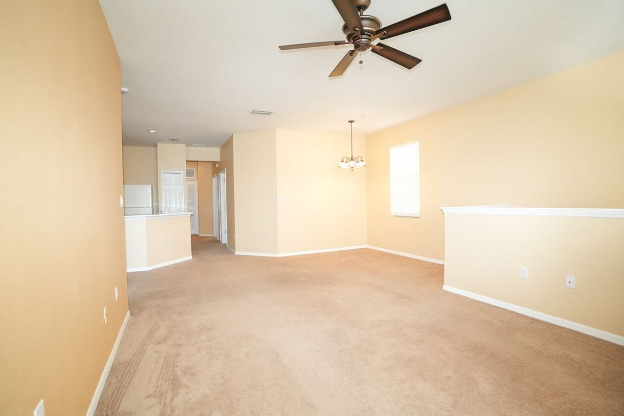 3468 Parkridge Cir - Photo 3 of 19