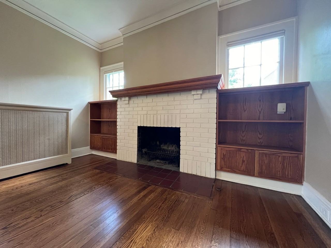 2425 2425 Demington Drive - 2666 Scarborough Road - Photo 5 of 33