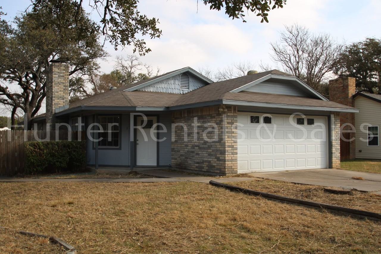 1 Rawhide Cir - Photo 2 of 25