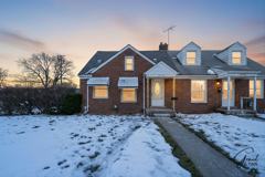 22856 Brittany Ave - Photo 1 of 1