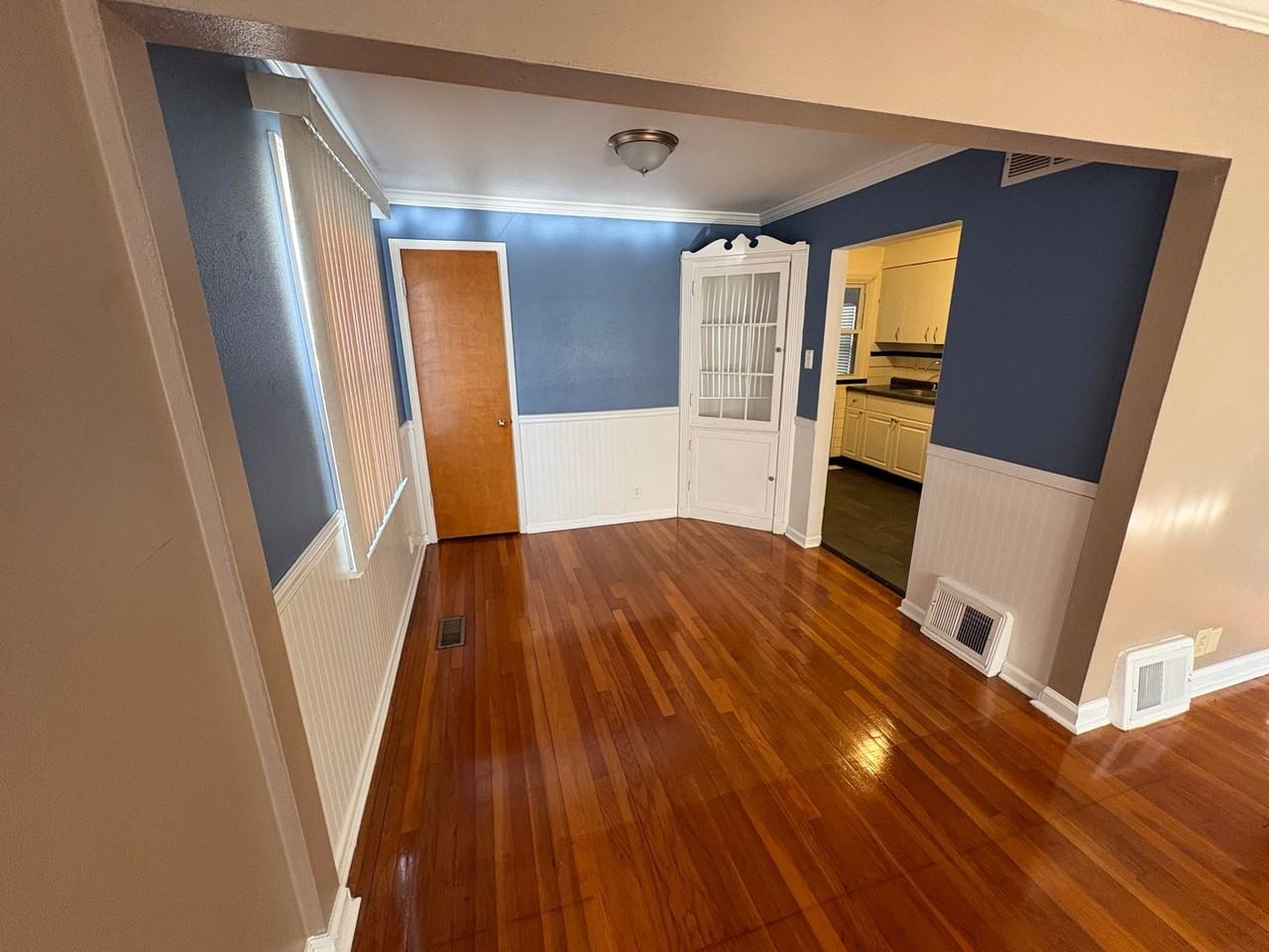 1231 Hoyt Dr - Photo 4 of 9