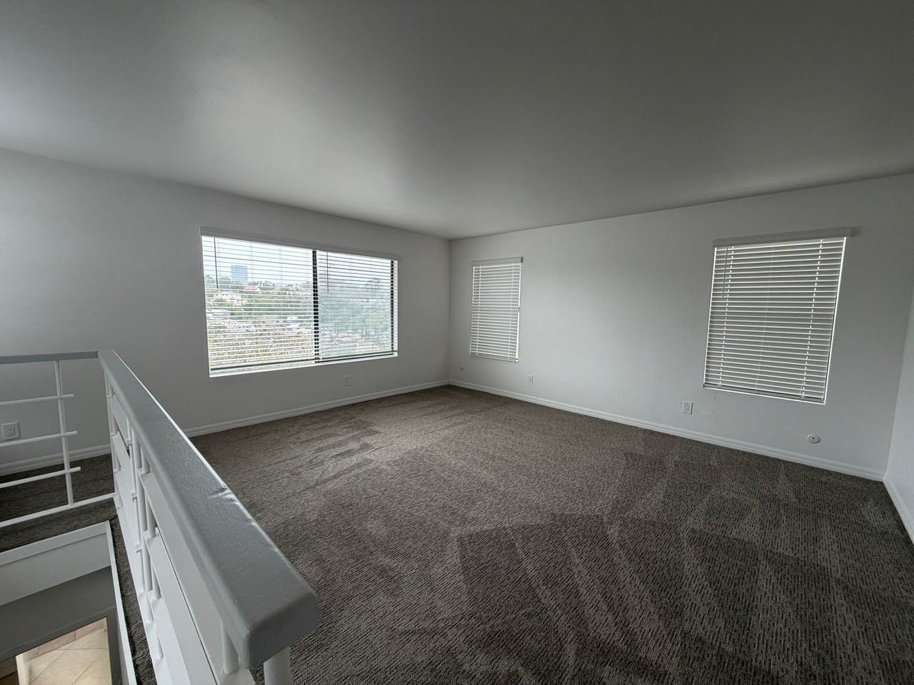 3 bedroom house with amazing views - Photo 6 of 18