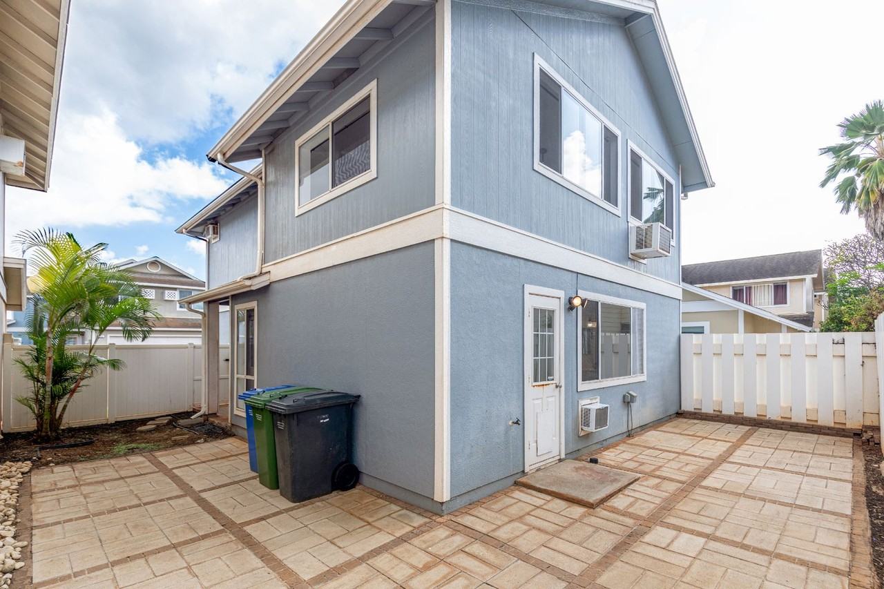 91-1076 Leleoi St #11 - Photo 3 of 18