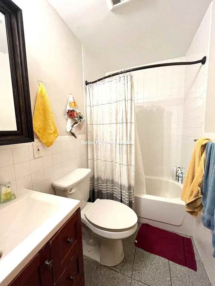 175 Northampton St - Photo 7 of 7