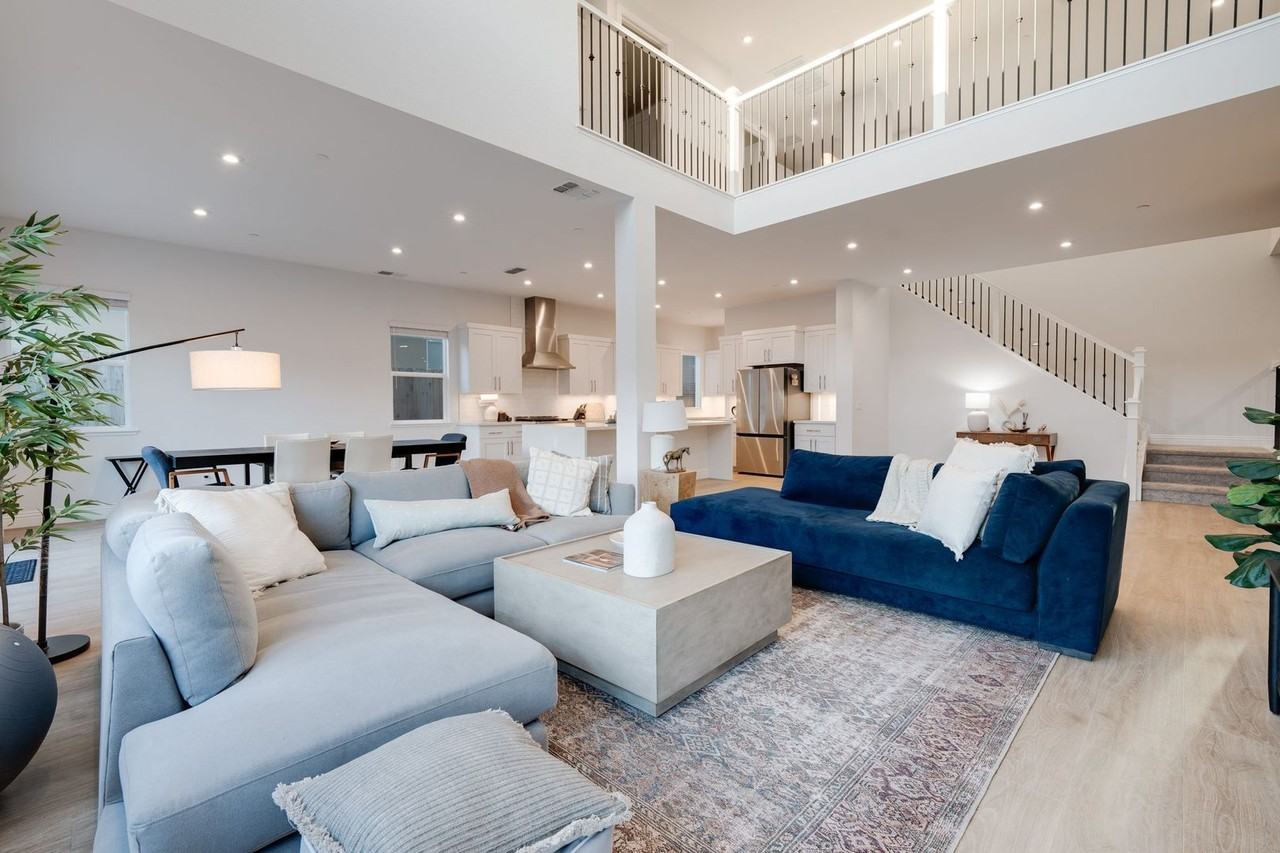 6938 Saratoga Estates Dr - Photo 2 of 50