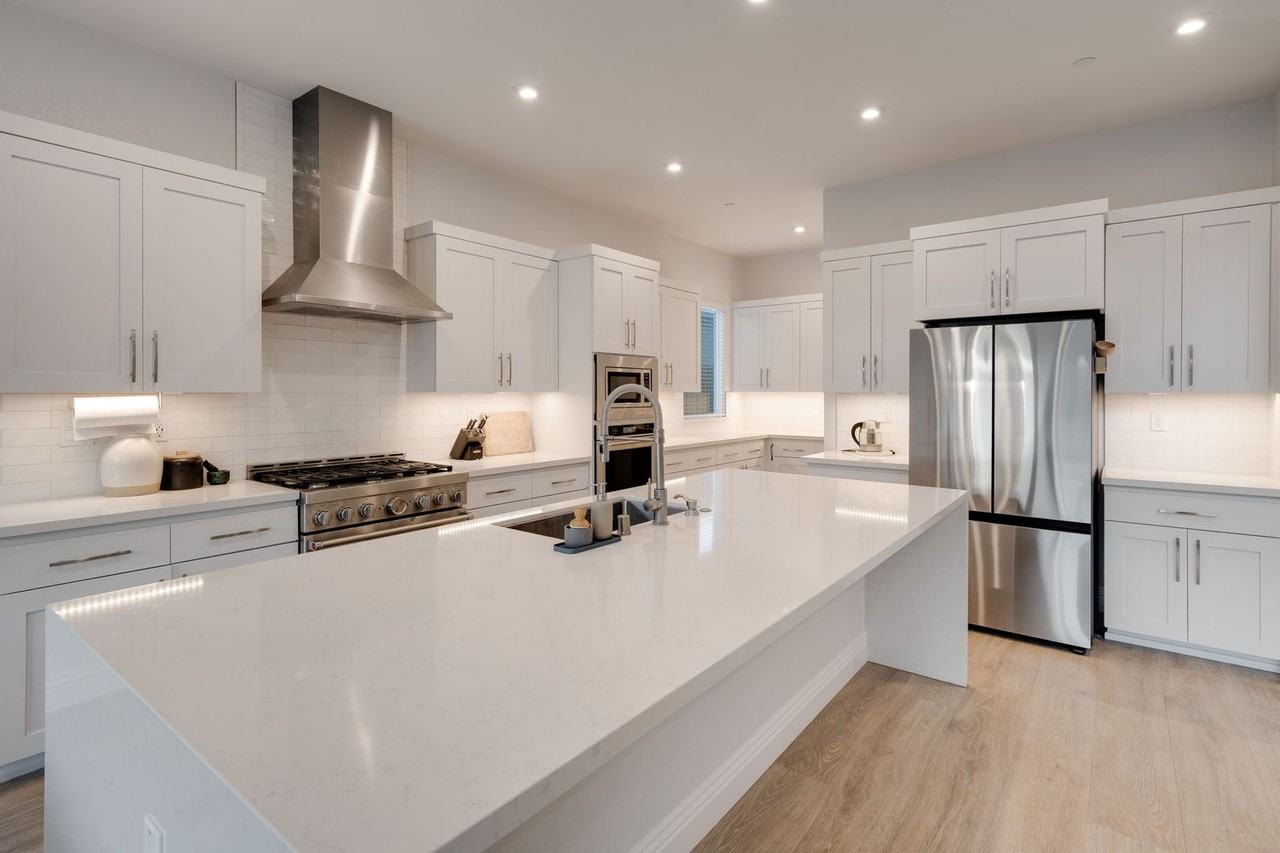 6938 Saratoga Estates Dr - Photo 3 of 50