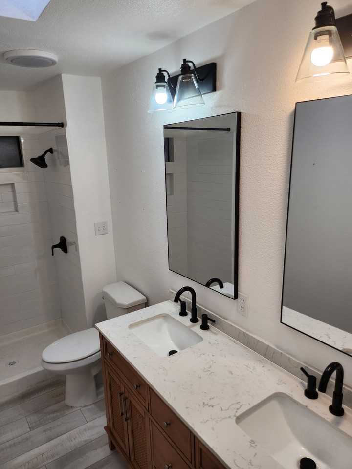 539 W Parlier Ave #0 - Photo 5 of 9