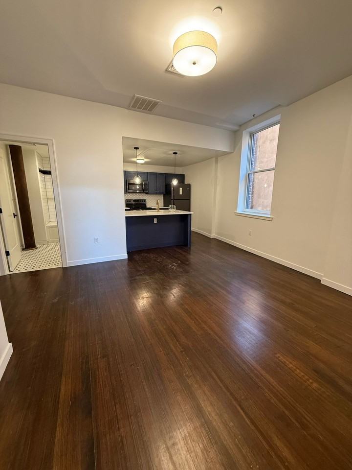 136 Main Street - Photo 4 of 7