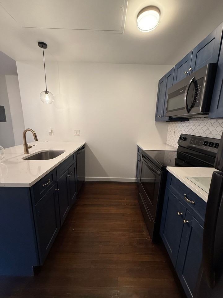 136 Main Street - Photo 5 of 7