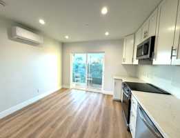 featured image of 3560 Sydney Pl