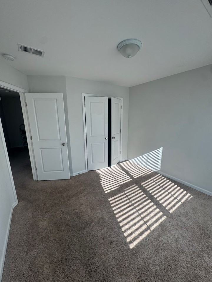 434 Keeble Dr - Photo 6 of 11