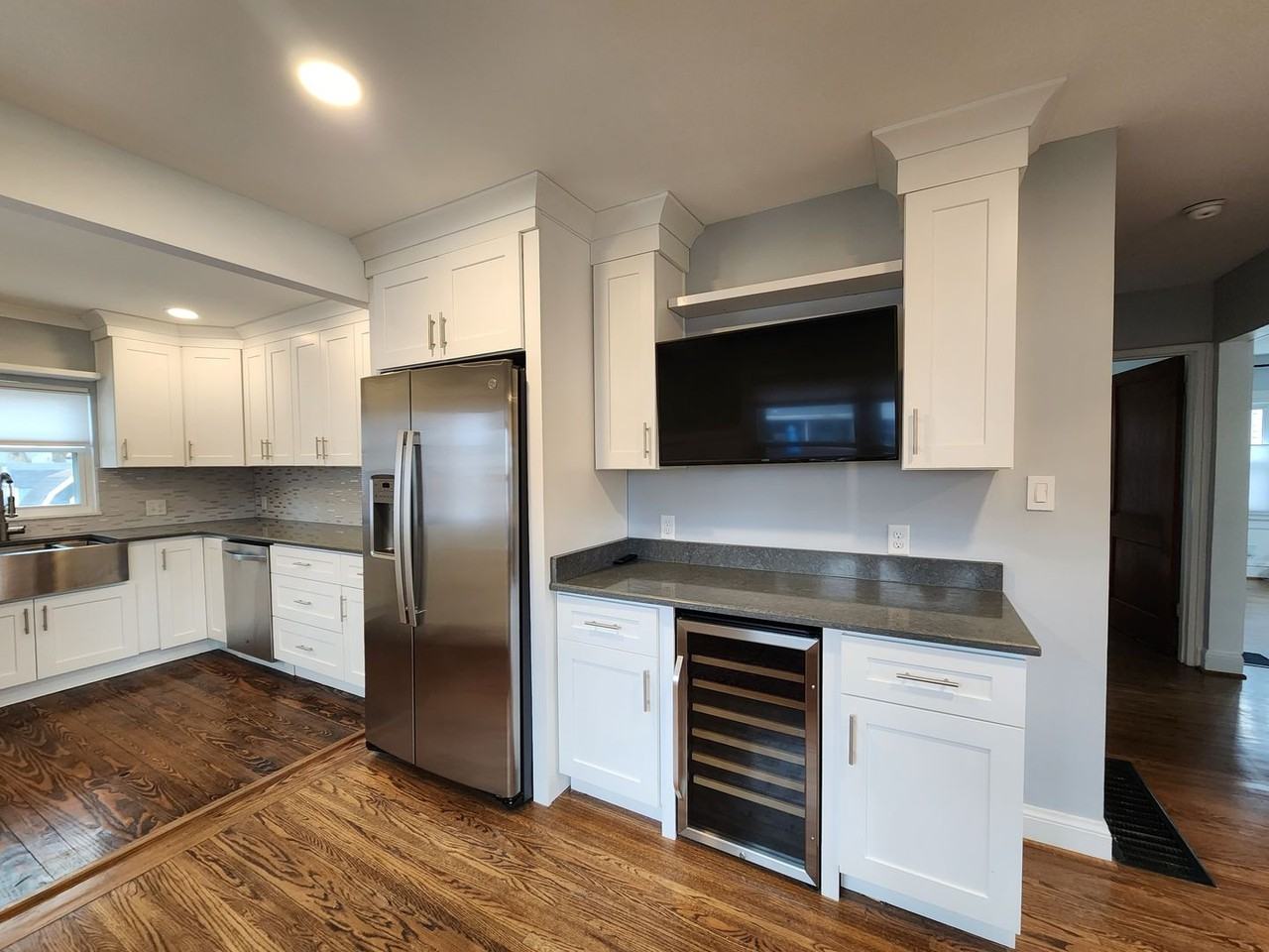 3434 Grandview Ave - Photo 7 of 46