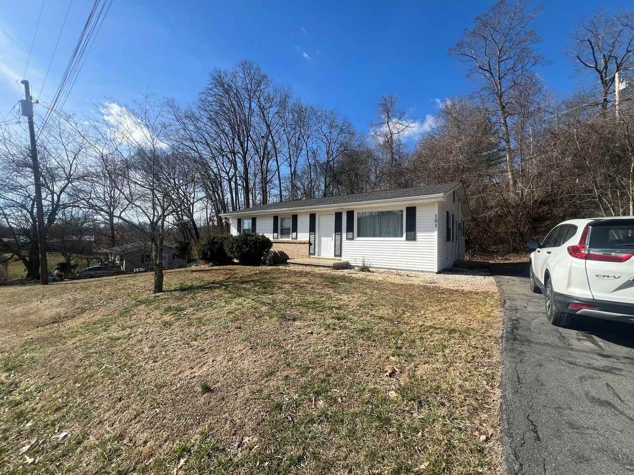 101 Cairo Dr - Photo 2 of 14