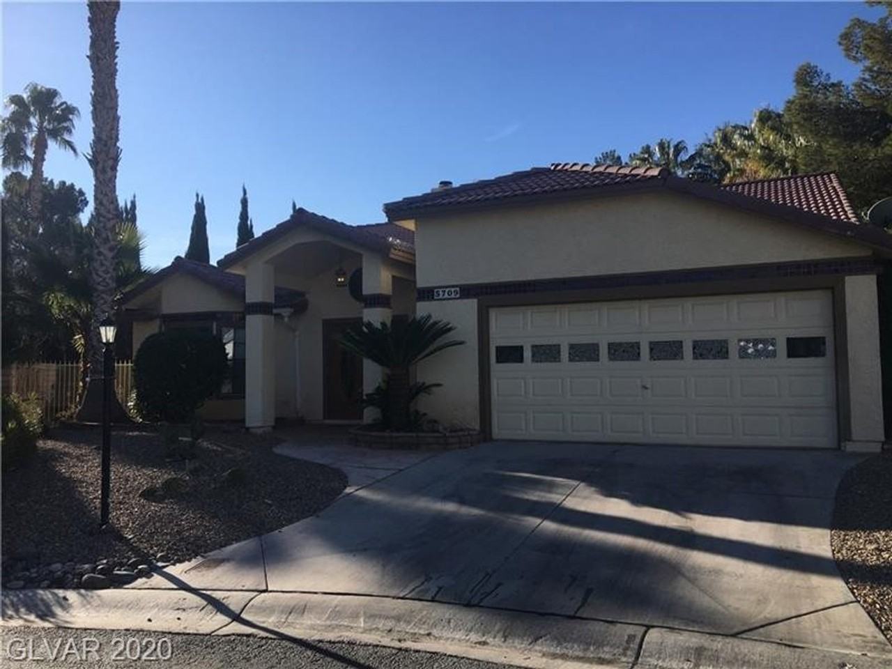 5709 Spicewood Cir - Photo 2 of 2