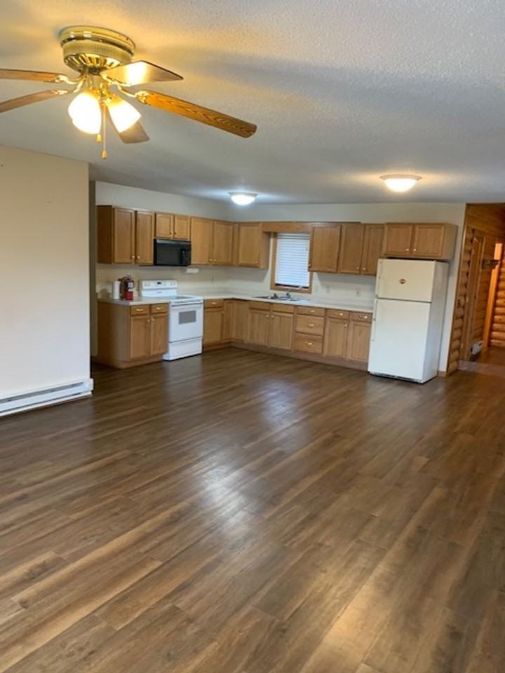 1504 Oakridge Rd Sw - Photo 4 of 11