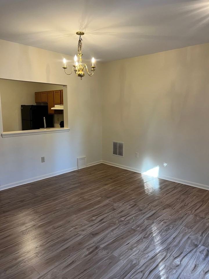 2012 Bell Point Ct - Photo 3 of 13