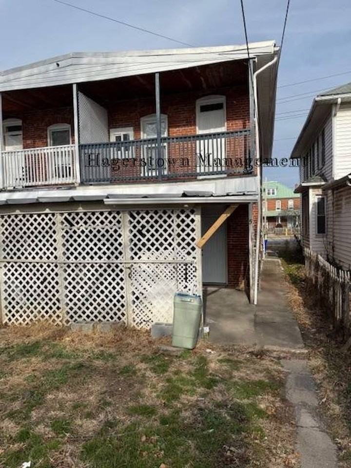 5 W Wilson Blvd - Photo 2 of 12