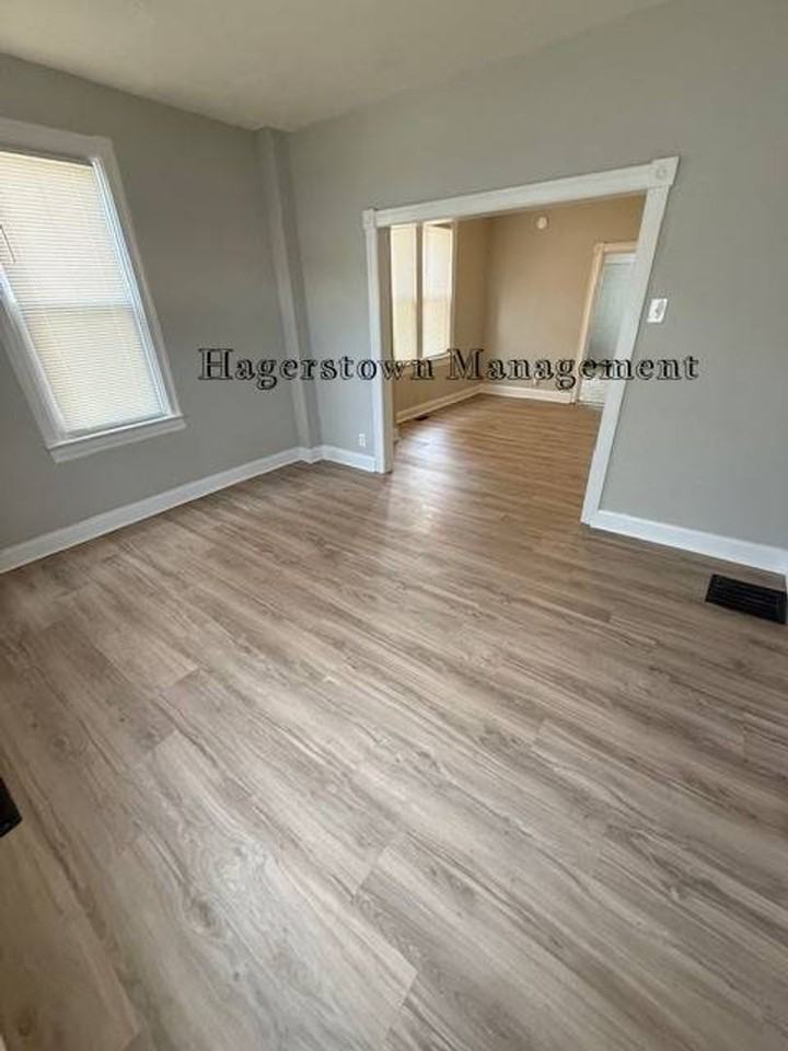 5 W Wilson Blvd - Photo 7 of 12