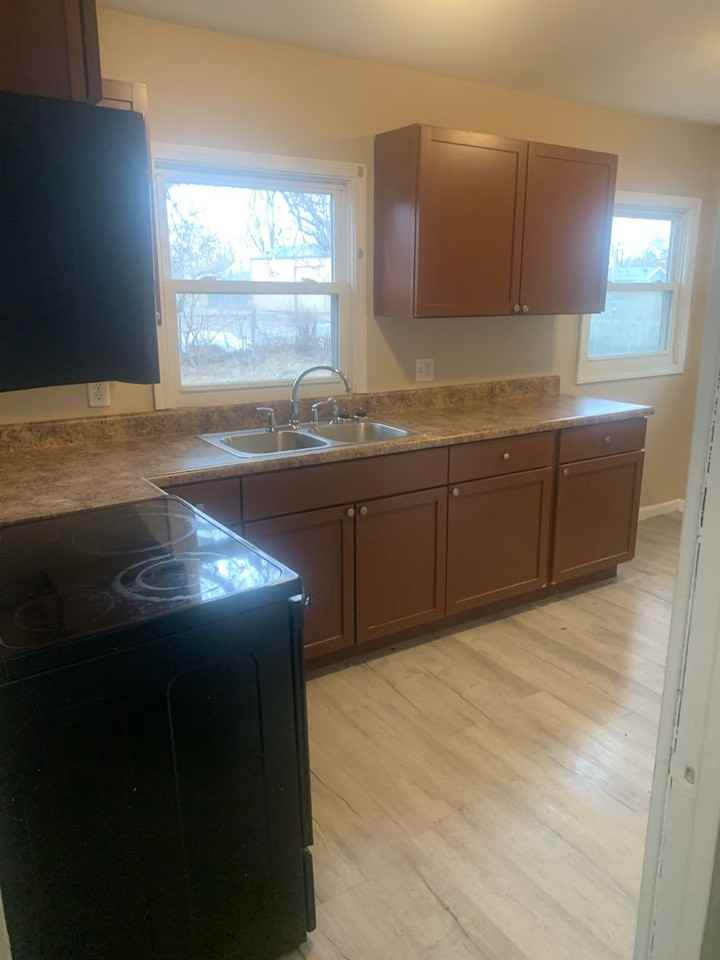 21 Ruth Ct - Photo 3 of 6