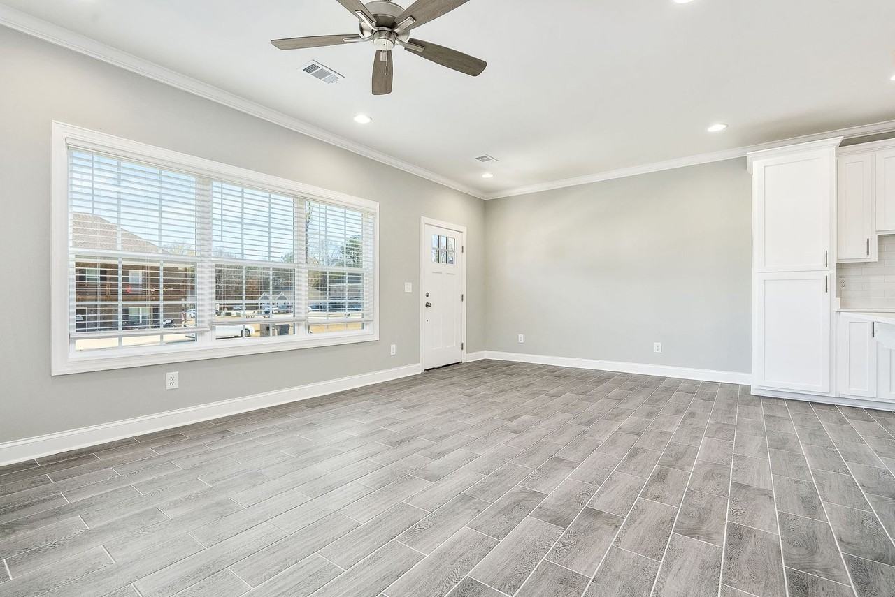 2106 Downs Way - Photo 3 of 21