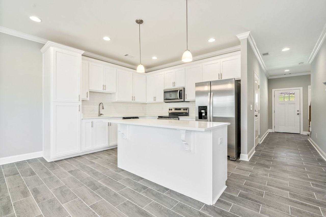 2106 Downs Way - Photo 5 of 21