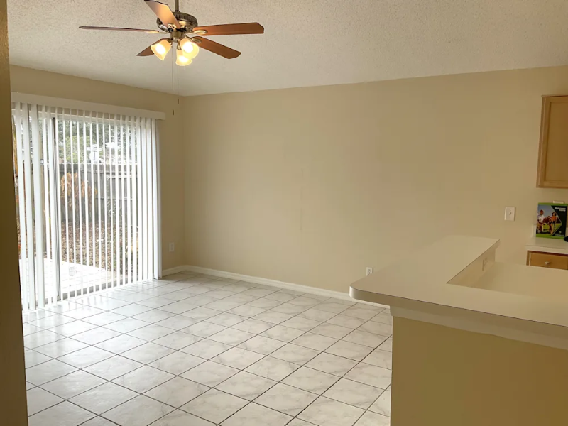 3085 Hidden River Ct - Photo 4 of 14