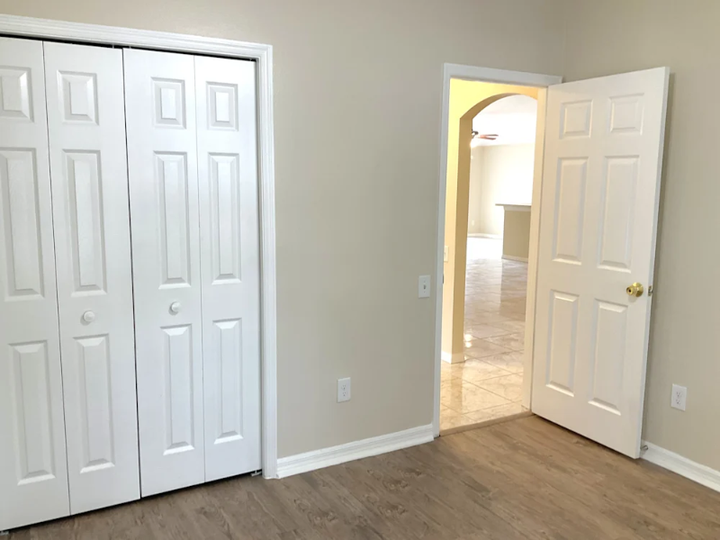 3085 Hidden River Ct - Photo 7 of 14