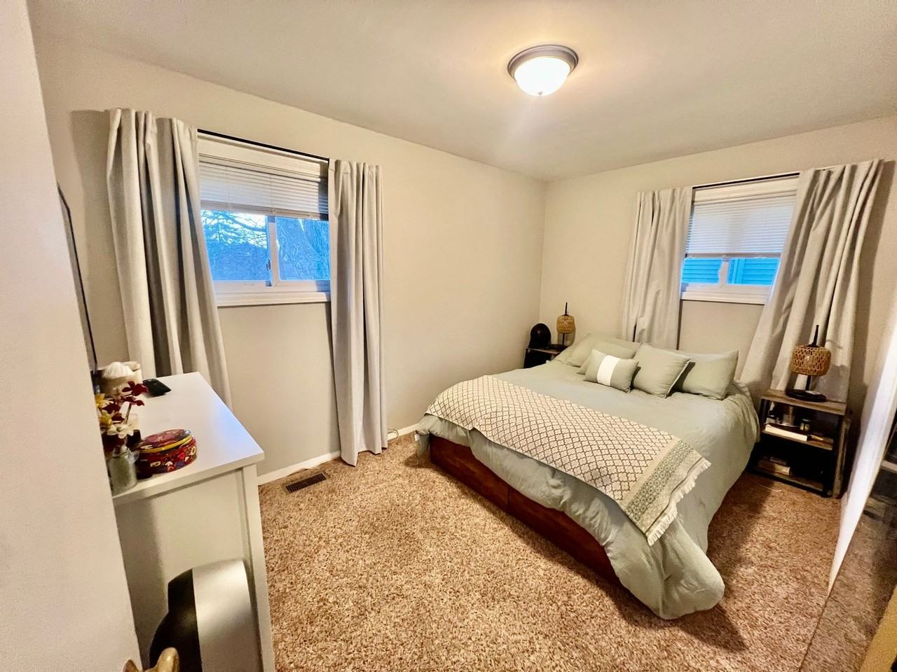 103 W Lincoln St - Photo 4 of 9