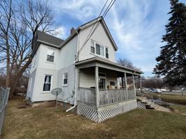 featured image of 97 Fairgrove St