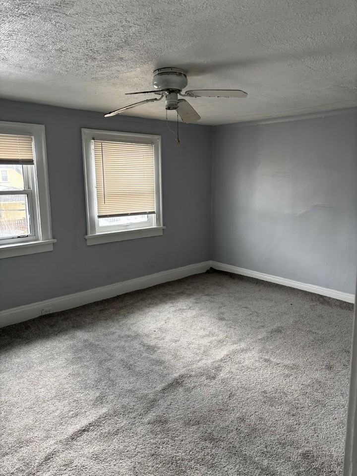 12925 Watterson Ave - Photo 6 of 10