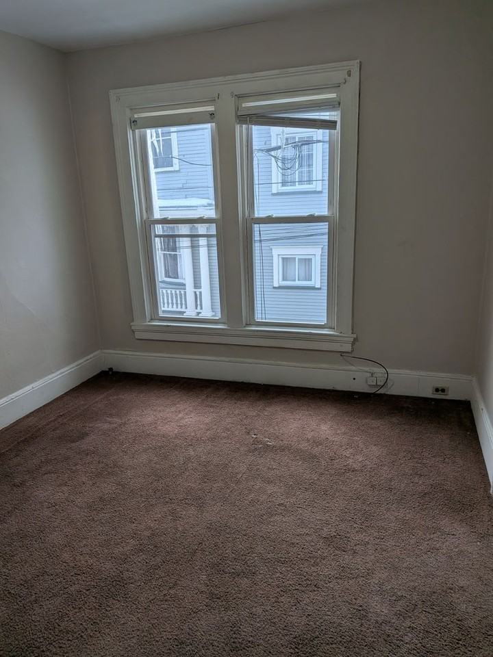 1106 1106 - 1108 Gibbson st - Photo 7 of 14