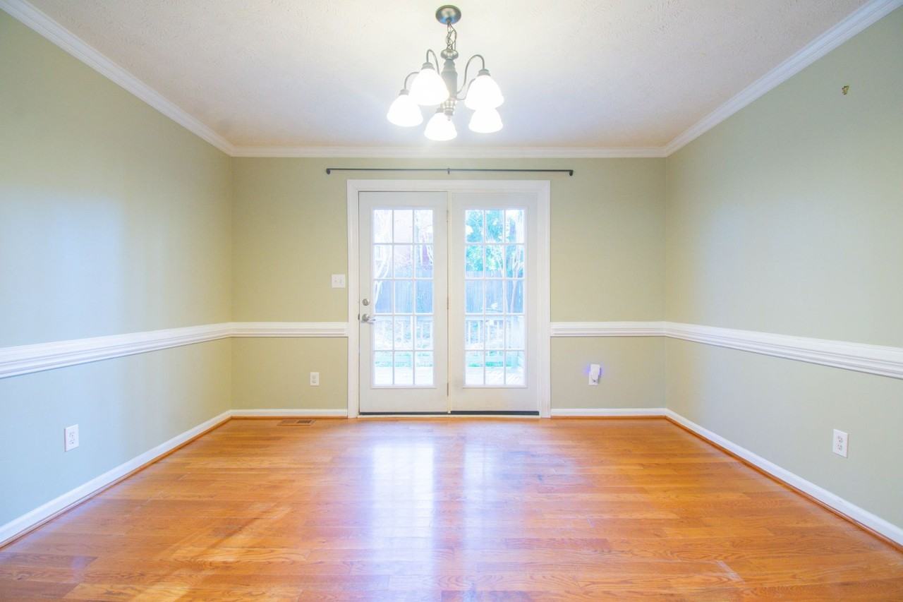 725 Connaly Dr - Photo 7 of 27