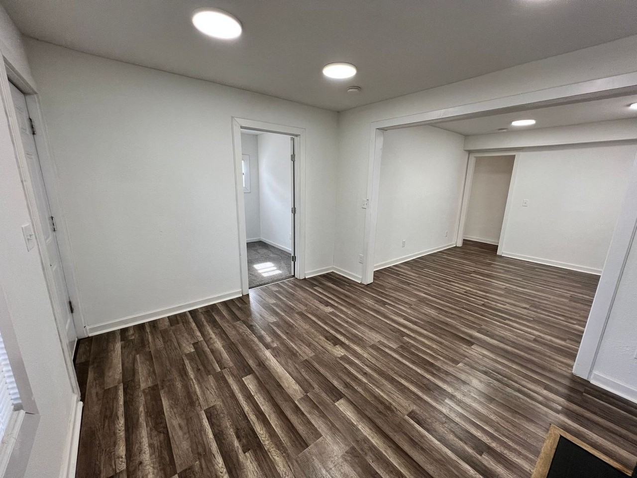 4126 College Ave - Photo 3 of 23