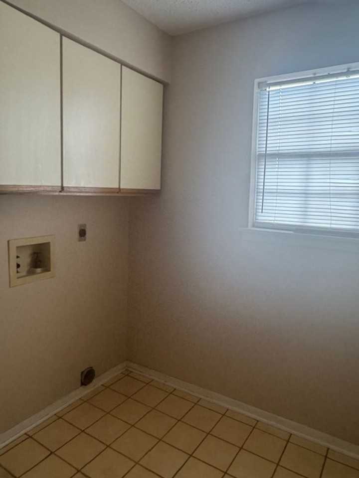 4108 Bill Owens Pkwy - Photo 6 of 12