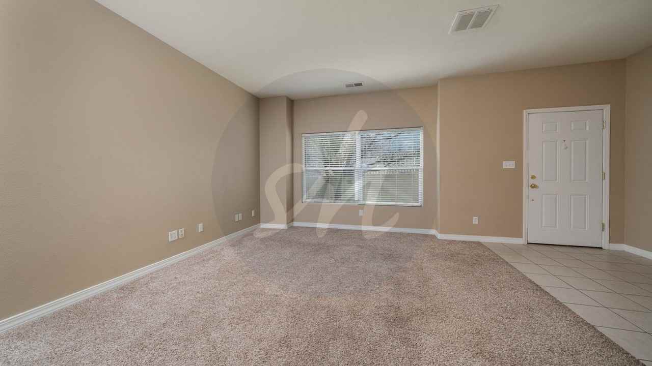 4389 Prestige Pt - Photo 3 of 18