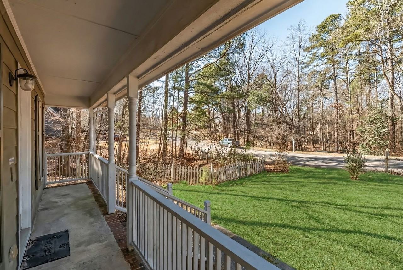 1324 Logan St - Photo 6 of 26