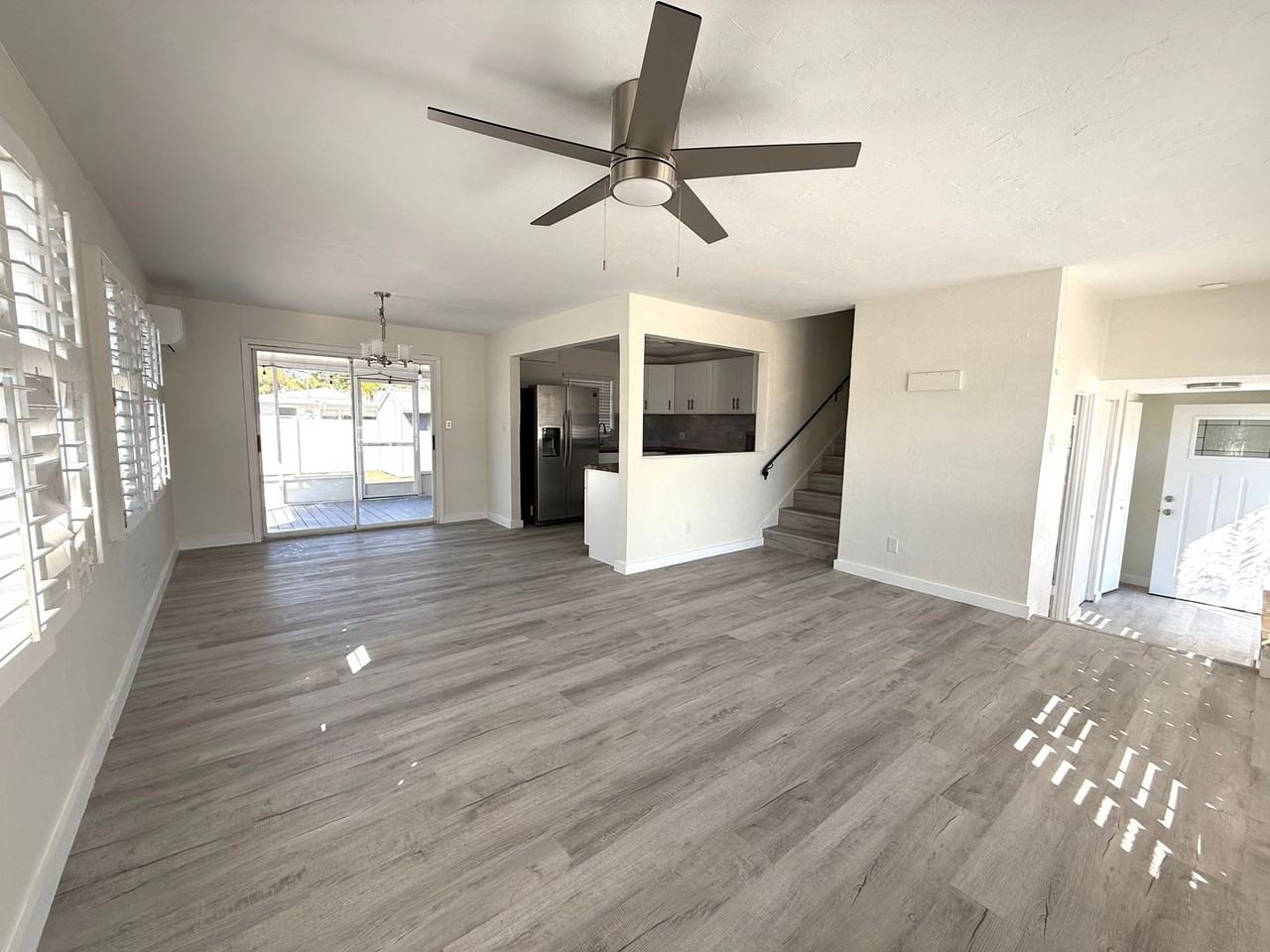 3181 Hatton St - Photo 5 of 27