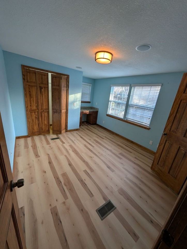 127 Jesse Rd - Photo 4 of 14