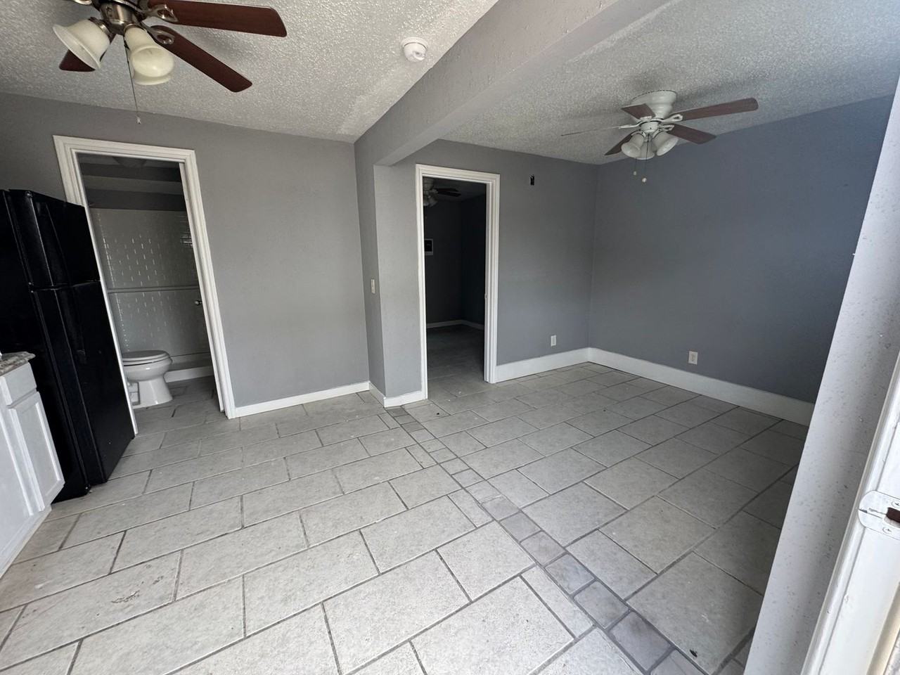 7016 Avenue F - Photo 5 of 9