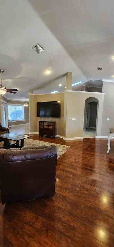 24077 Nw 94th Ave - Photo 6 of 34