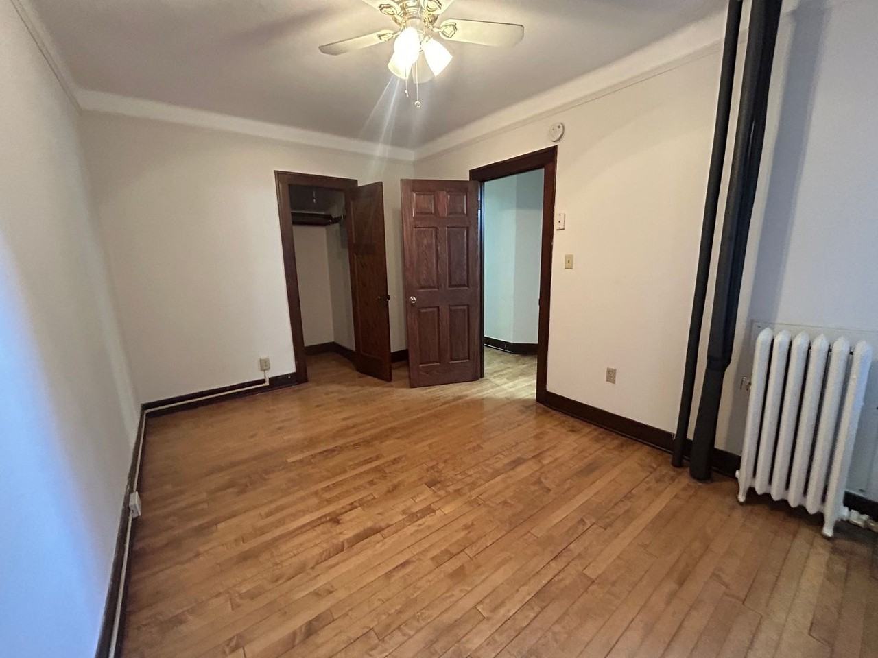 La Shall - Photo 6 of 50