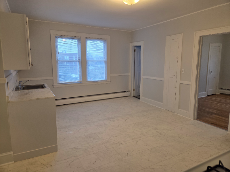 168 Oak St #3S - Photo 7 of 24