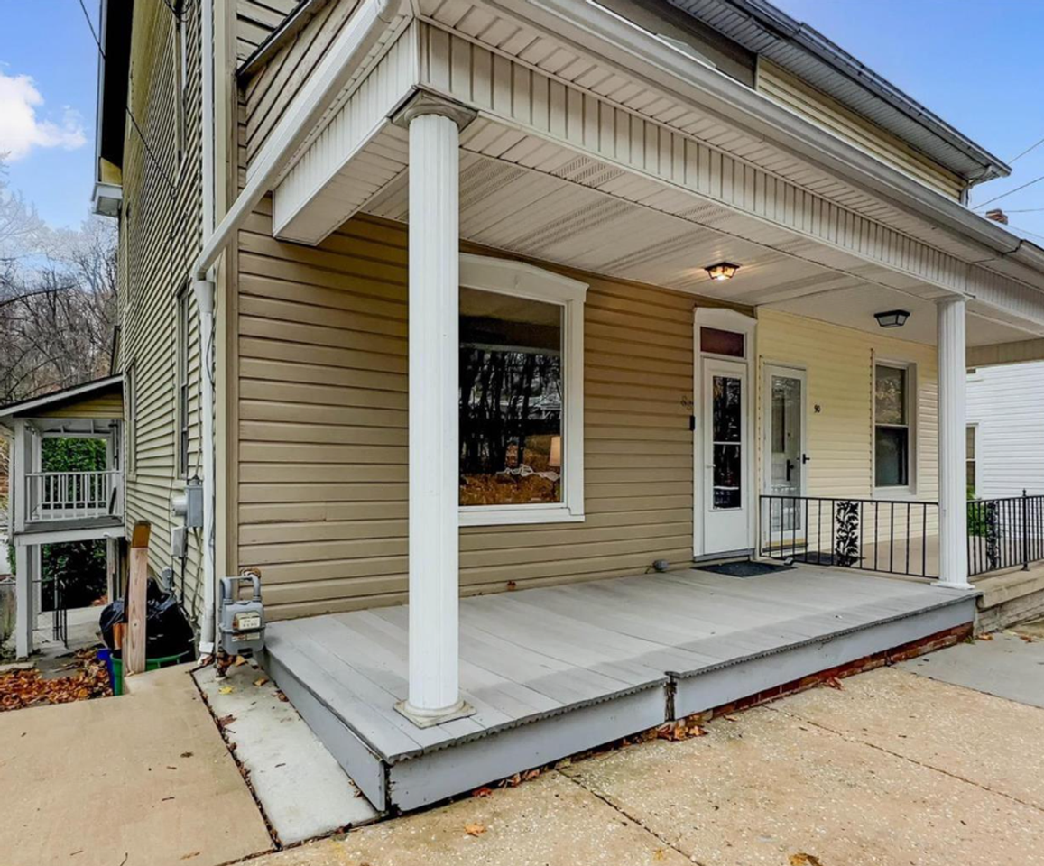 88 E Main St - Photo 2 of 23