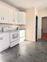 featured image of 121 Newton St